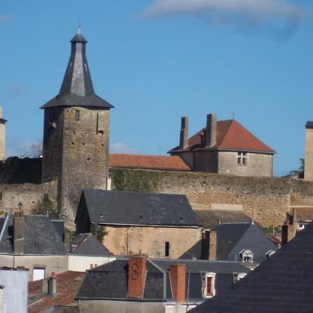 Le Vieux Chateau Airvault 외부 사진
