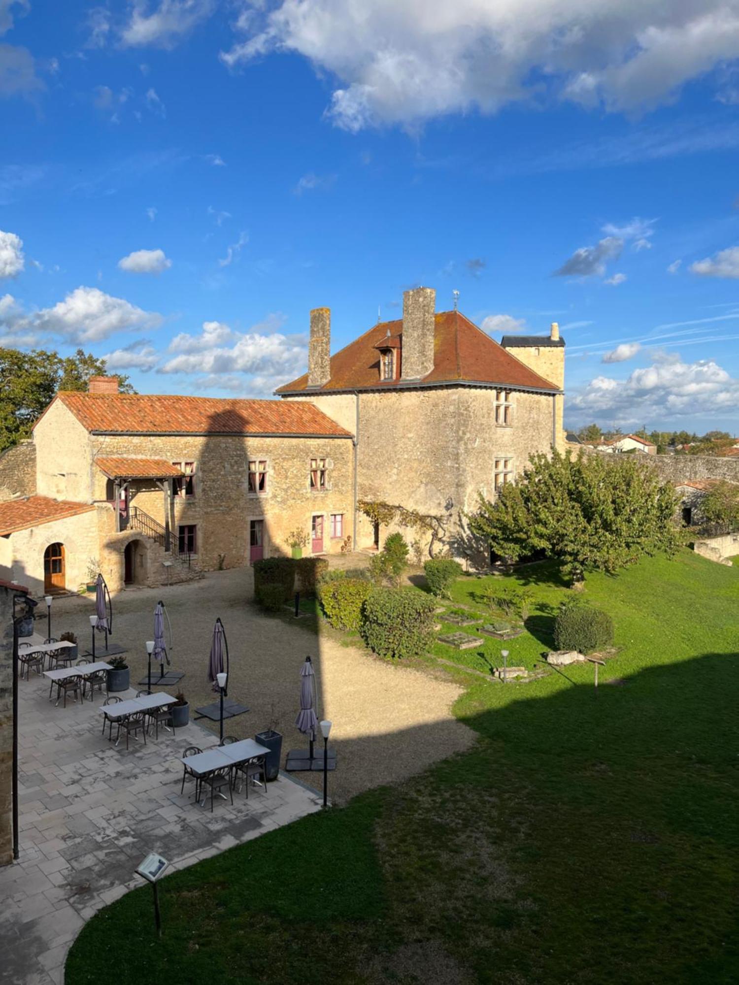 Le Vieux Chateau Airvault 외부 사진